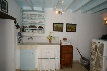 Old Traditional House Mandraki  Luaran gambar